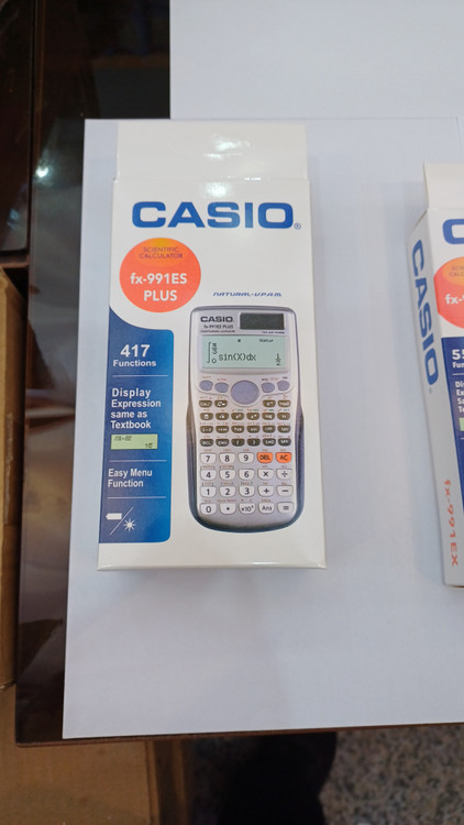 ماشین حساب کاسیو مهندسی fx 991 es pluse